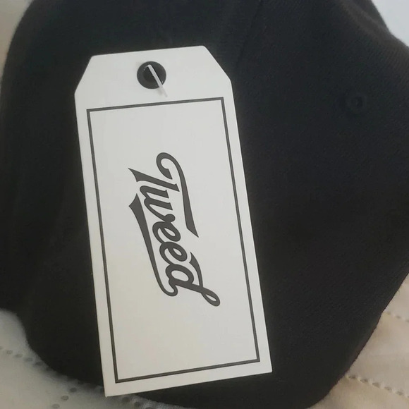 NWT  Tweed Brand Yupoong Mens Snapback Hat Black - Picture 4 of 7
